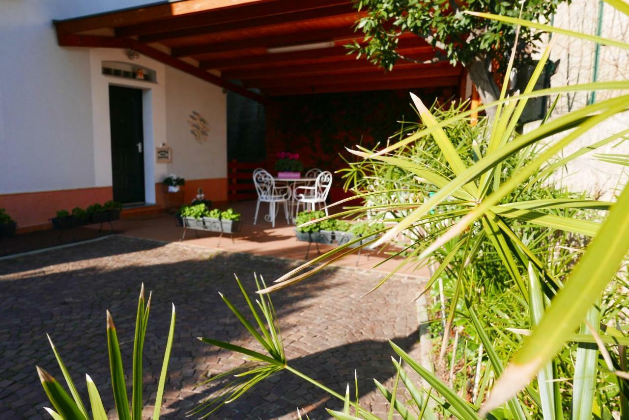B&B Ai Tre Archi Spotorno Dış mekan fotoğraf